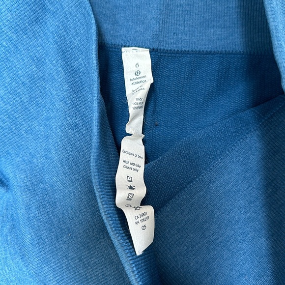 Lululemon - Picture 2 of 3